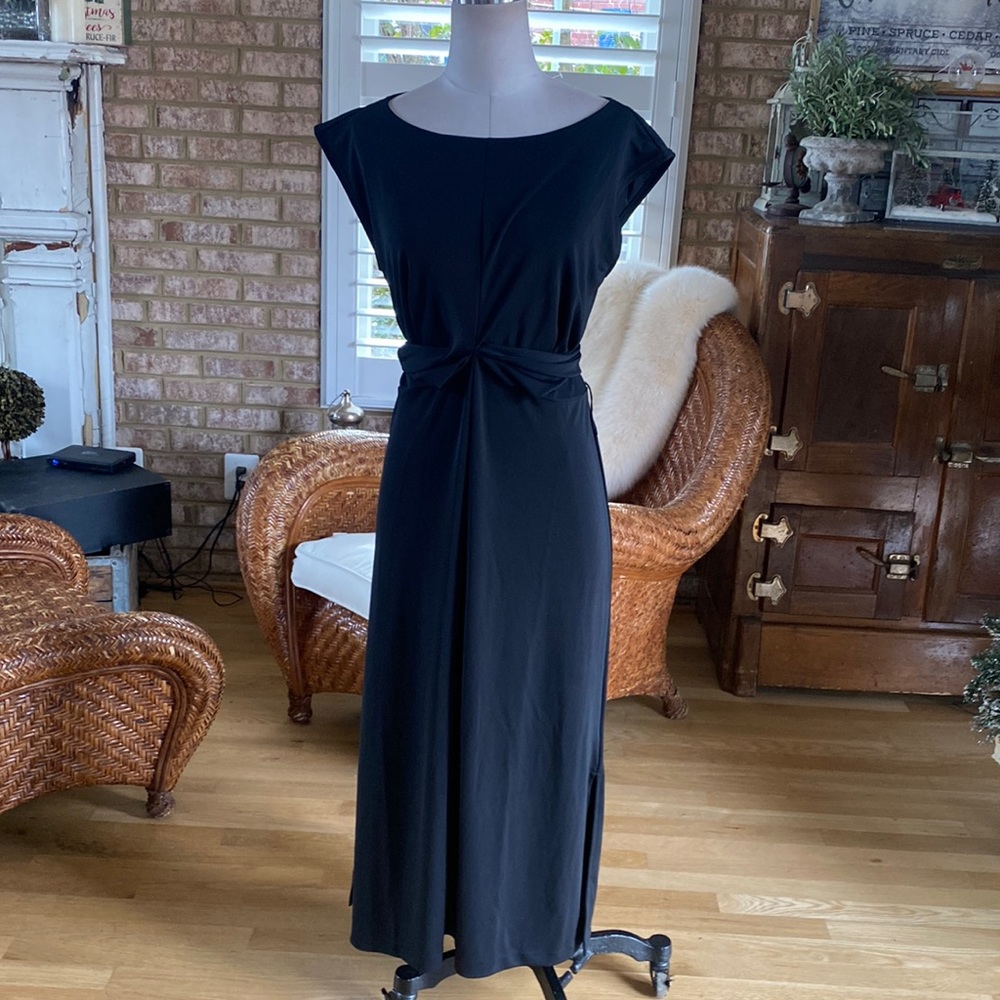 ANN TAYLOR  BLACK CAP SLEEVE BELTED DRESS 8 NEW STRETCHY